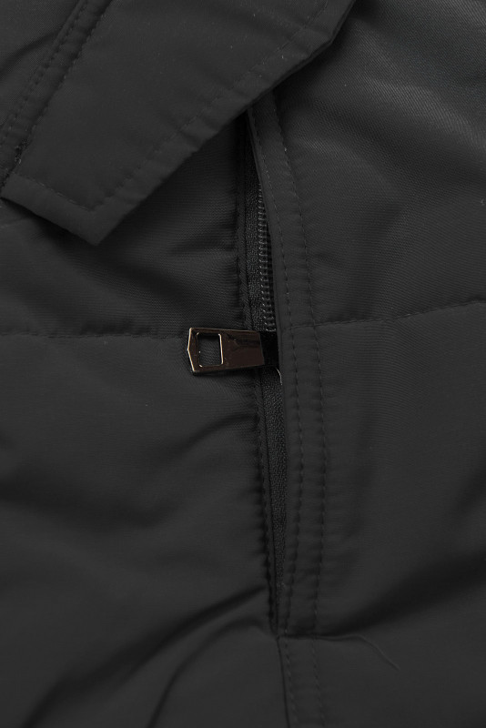 Čierna zimná bunda so sivým plyšom