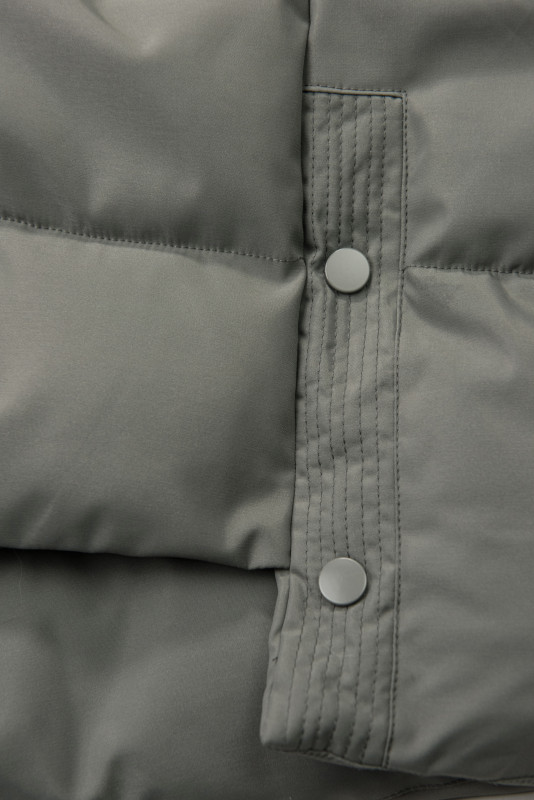 Zimná bunda s odopínacou umelou kožušinou sivá