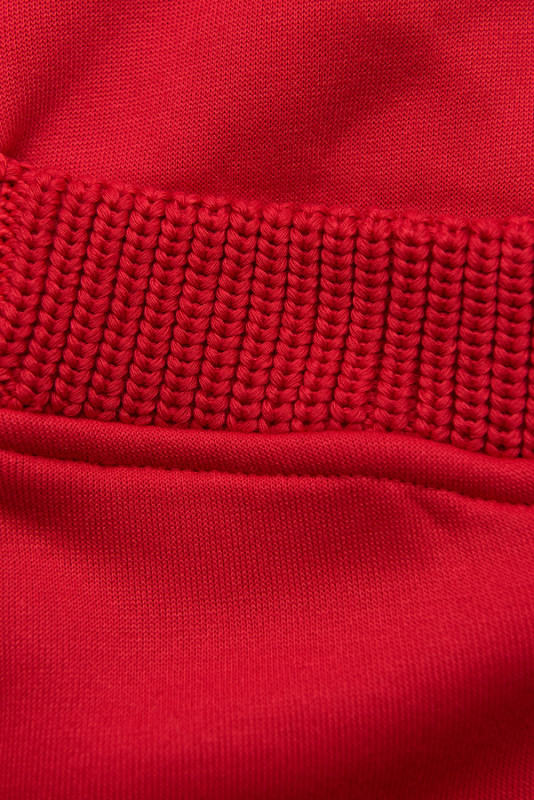 Červená mikina s predĺženým zadným dielom