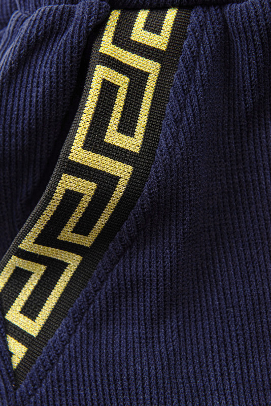 Fialová súprava so vzorovaným lemom