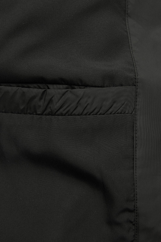 Prechodná bunda s kapucňou čierna