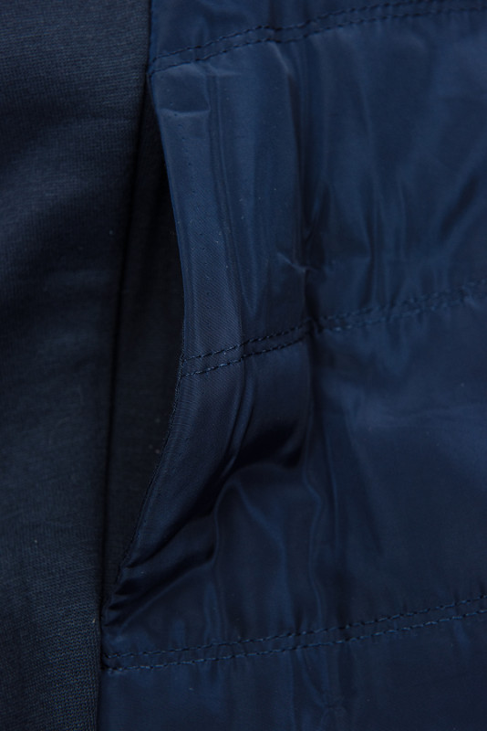 Tmavomodrá mikina v kombinovaných materiáloch