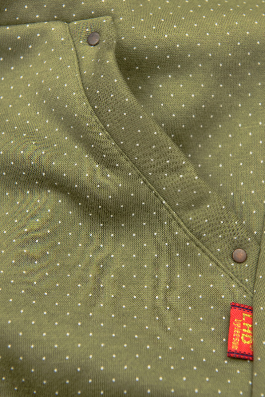 Khaki mikina s jemnou bodkovanou potlačou